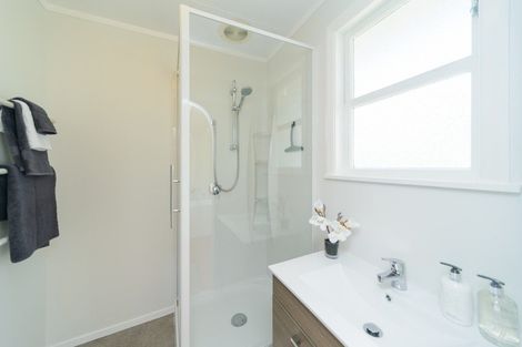 Photo of property in 15b Elizabeth Street, Feilding, 4702