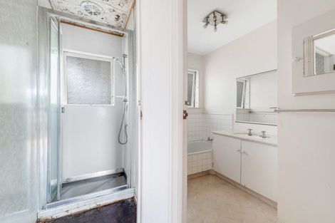 Photo of property in 9 Kurnell Drive, Botany Downs, Auckland, 2010