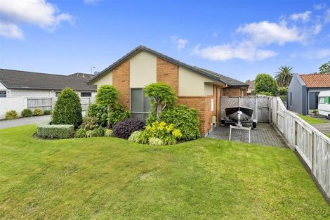 Photo of property in 40 Beachwater Drive, Papamoa Beach, Papamoa, 3118