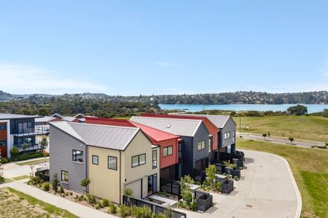 Photo of property in 113 Tahingamanu Road, Hobsonville, Auckland, 0616