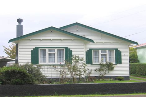Photo of property in 5 Pitt Street, Moera, Lower Hutt, 5010