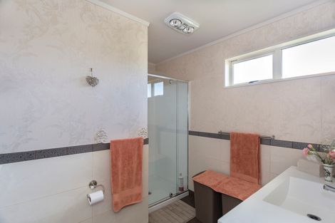 Photo of property in 42 Awamoa Road, Holmes Hill, Oamaru, 9401