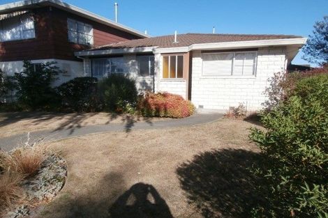 Photo of property in 1/5 Salford Avenue, Redwood, Christchurch, 8051