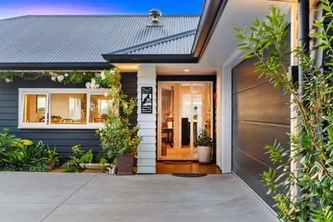 Photo of property in 33 Mervyn Place, Ohauiti, Tauranga, 3112