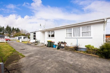 Photo of property in 4 Kahikatea Street, Inglewood, 4330
