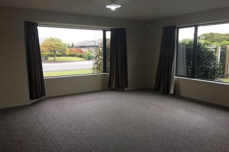 Photo of property in 4 Overbury Crescent, Rolleston, 7614