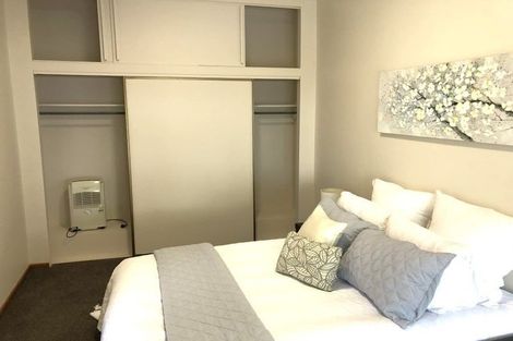 Photo of property in 48 Randwick Road, Northland, Wellington, 6012