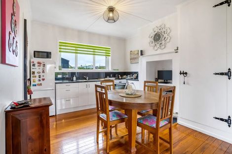 Photo of property in 25 Queen Street, Winton, 9720