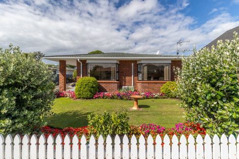 Photo of property in 9 Norman Street, Lower Vogeltown, New Plymouth, 4310