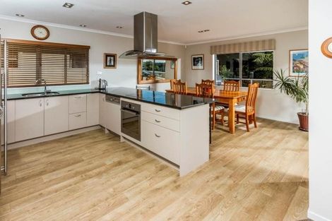 Photo of property in 36a Verran Road, Birkdale, Auckland, 0626