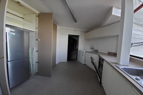 Photo of property in 9 Rangitane Street, Maupuia, Wellington, 6022