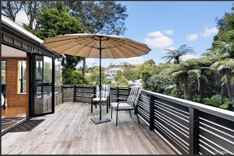 Photo of property in 5 Takapu Street, Henderson, Auckland, 0612