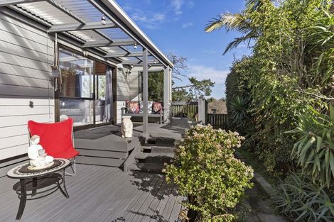 Photo of property in 28a Hoylake Place, Wattle Downs, Auckland, 2103