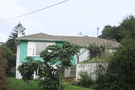 Photo of property in 7 Logie Street, Stokes Valley, Lower Hutt, 5019