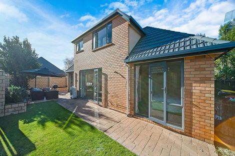 Photo of property in 32a Berkshire Drive, Avonhead, Christchurch, 8042