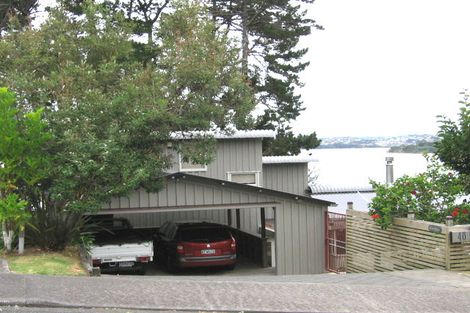 Photo of property in 48 Rosecamp Road, Beach Haven, Auckland, 0626