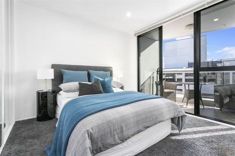 Photo of property in 4a/175 Hurstmere Road, Takapuna, Auckland, 0622