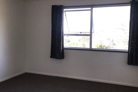 Photo of property in 32 Roick Parade, Glen Eden, Auckland, 0602