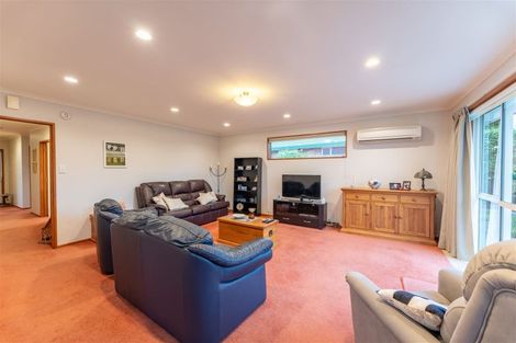 Photo of property in 15 Hannah Place, Holmes Hill, Oamaru, 9401