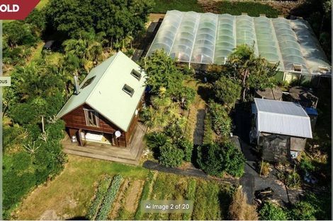 Photo of property in 166a Rimmer Road, Helensville, 0875