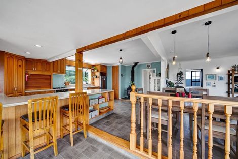 Photo of property in 136 Nopera Road, Waiiti, Urenui, 4377