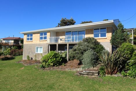 Photo of property in 44 Wainui Road, Raglan, 3225