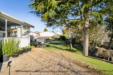 Photo of property in 10 Mahoe Street, Strandon, New Plymouth, 4312