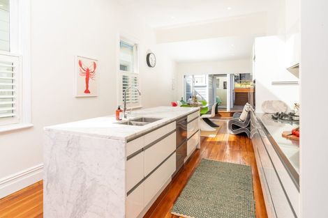Photo of property in 87 Tiber Street, Island Bay, Wellington, 6023