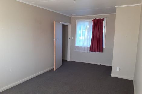 Photo of property in 39 Kenney Crescent, Fairfield, Hamilton, 3214