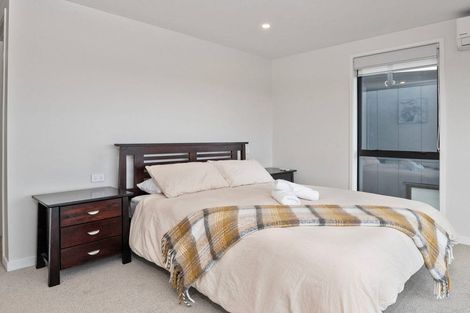 Photo of property in 10 Kea Road, Silverdale, 0932