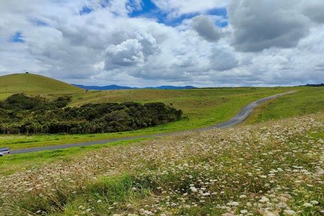 Photo of property in 10 Barnfield Road, Kaiwaka, 0573