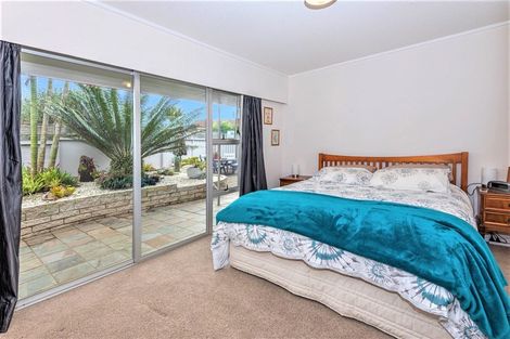 Photo of property in 6 Ranfurly Place, Te Kamo, Whangarei, 0112