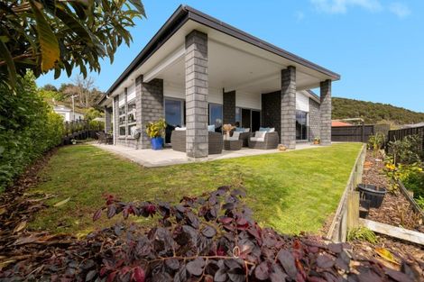 Photo of property in 4 Rochfort Crescent, Pyes Pa, Tauranga, 3112