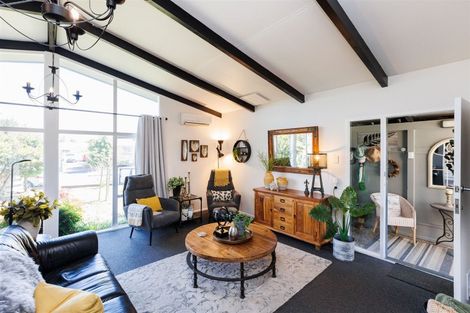 Photo of property in 7 Dampier Avenue, Awapuni, Palmerston North, 4412