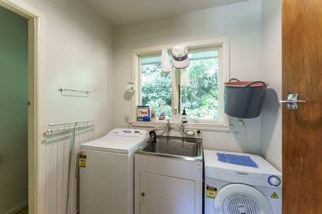 Photo of property in 85 Avonhead Road, Avonhead, Christchurch, 8042