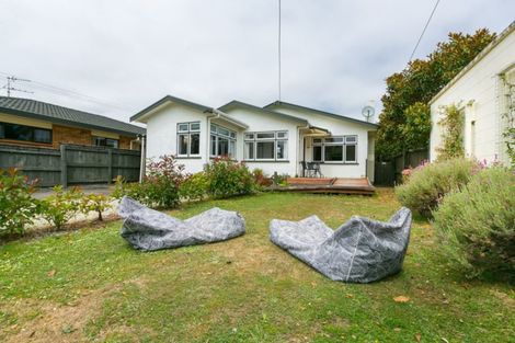 Photo of property in 3 Dorset Avenue, Westown, New Plymouth, 4310