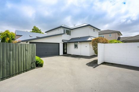 Photo of property in 2/138 Memorial Avenue, Burnside, Christchurch, 8053