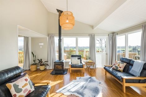 Photo of property in 467 Aokautere Drive, Aokautere, Palmerston North, 4471