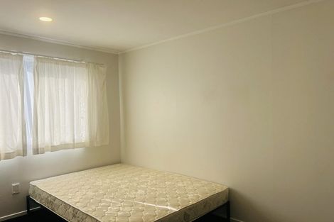 Photo of property in 61 Powrie Street, Glenfield, Auckland, 0629