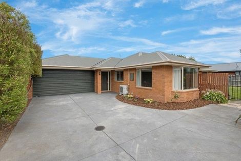 Photo of property in 57 Coolspring Way, Redwood, Christchurch, 8051