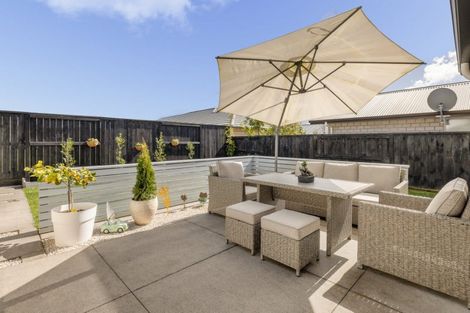 Photo of property in 93 Puhirake Crescent, Pyes Pa, Tauranga, 3112