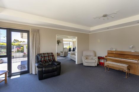 Photo of property in 22 North Ridge Drive, Oamaru North, Oamaru, 9400