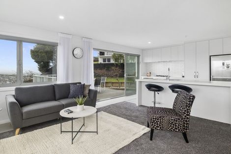 Photo of property in 75 Easther Crescent, Kew, Dunedin, 9012