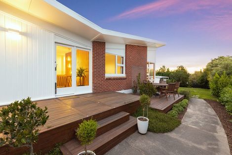 Photo of property in 271 Lake Terrace Road, Shirley, Christchurch, 8061