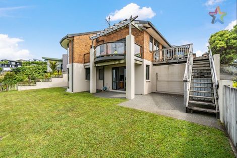 Photo of property in 11 Meadowbank Drive, Belmont, Lower Hutt, 5010