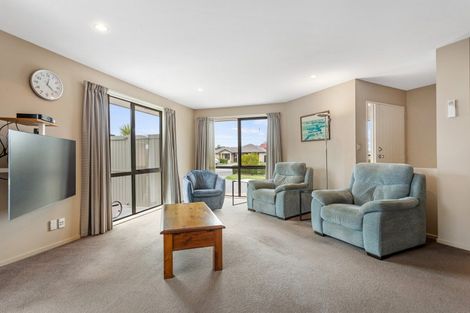 Photo of property in 17 Acacia Avenue, Rangiora, 7400