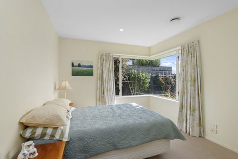 Photo of property in 12 Seymour Street, Hornby, Christchurch, 8042