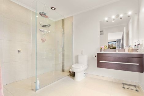 Photo of property in 24 Mckinnon Road, Edendale, Wyndham, 9893