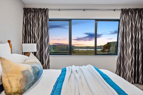 Photo of property in 28 Tai Crescent, Hobsonville, Auckland, 0616