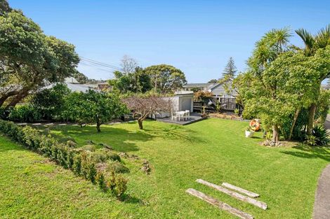 Photo of property in 71 Mckenzie Avenue, Arkles Bay, Whangaparaoa, 0932